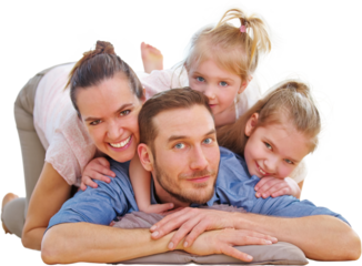 Glückliche Familie und zwei Kinder zu Hause