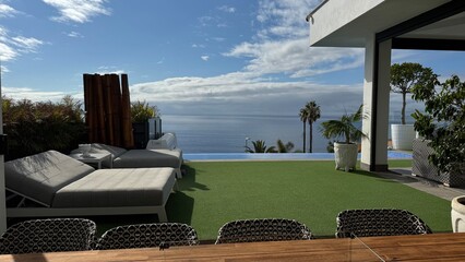 Garten mit Pool