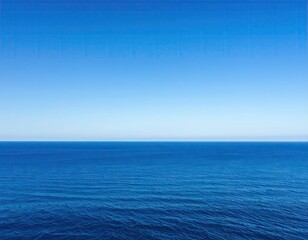 Obraz premium Vast ocean meets clear sky (1)