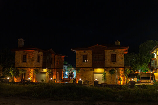 Side bei Nacht