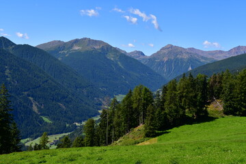 Naklejka premium Schöne Landschaft im Ultental in Südtirol 