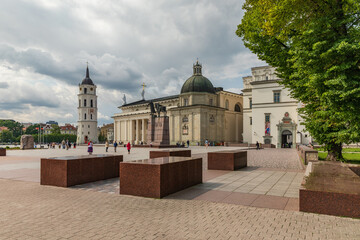 Obraz premium Plac katedralny w Wilnie