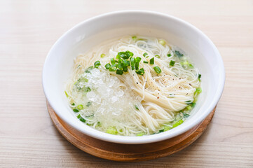 冷やし塩そうめん