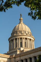 Obraz premium Early morning at the Oklahoma State Capitol Building. Oklahoma city, OK, USA.