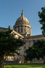 Naklejka premium Early morning at the Oklahoma State Capitol Building. Oklahoma city, OK, USA.