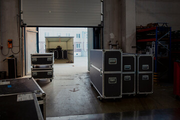 Event Logistics Essentials: From Cases to Rigging, truck loading, Event Logistic, event stock, rigging roll cases,flight cases