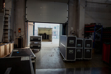 Event Logistics Essentials: From Cases to Rigging, truck loading, Event Logistic, event stock, rigging roll cases,flight cases