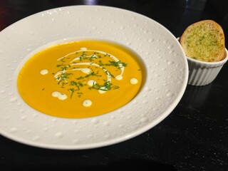 Carrot soup as an appetizer