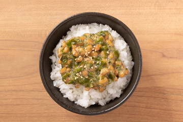 めかぶ納豆　ご飯