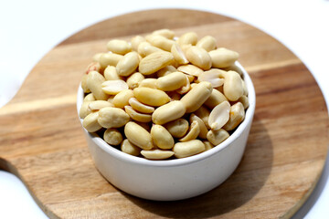 Raw Peeled Peanuts
Rich in protein
