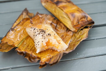 Traditional Thai Sweetness: Grilled Taro Sticky Rice Delight