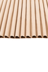 sfondo con foglio di cartone ondulato industriale per imballaggio isolato su sfondo bianco o trasparente