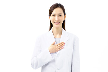 胸に手を当てる医者　ドクター　薬剤師