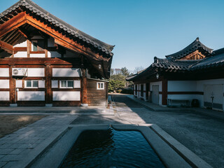 korea pavilion at night