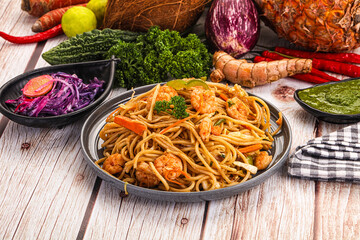 Pasta spaghetti with prawn and vegetables