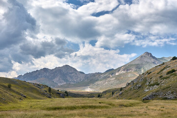 Fototapeta premium GRAN SASSO: Pomeriggio Estivo a Campo Imperatore - L'Aquila