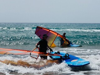 windsurfing