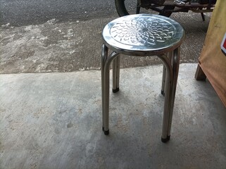 table and chairs