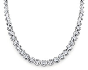 Obraz premium silver chain with diamonds