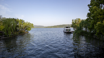 Fototapeta premium Scenic Hangzhou Westlake on a spring morning