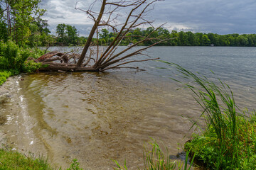 Der kleine Ort Caputh an einem bradnenburger See