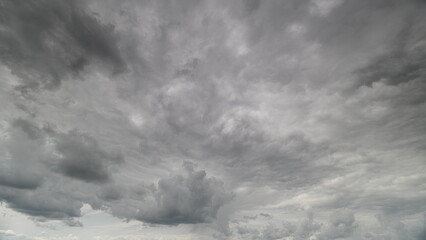 A Dramatic Gray Cloudy Sky featuring Dynamic Cloud Patterns that capture the imagination