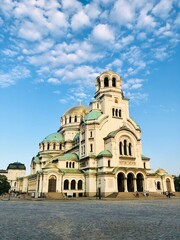 Fototapeta premium Alexander Nevsky Cathedral in Sofia, Bulgaria with Blue Sky