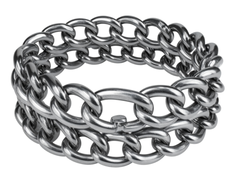 Chunky chain bracelet in brushed silver, isolated on a transparent background