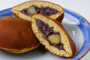 栗のどら焼き