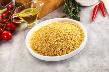 Dry wheat bulgur fow cooking