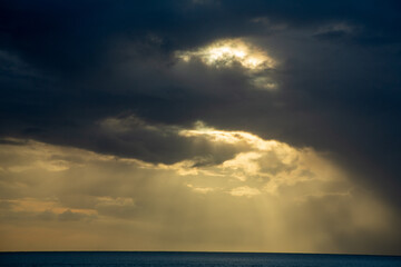 奄美大島の空と夏雲。