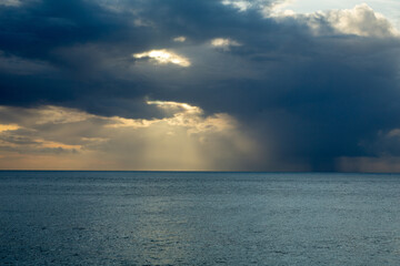 奄美大島の空と夏雲。