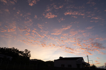 朝焼けのひつじ雲