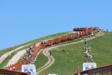The observation deck surrounding the Music Highway in the Xilin Gol Grassland © IceCube
