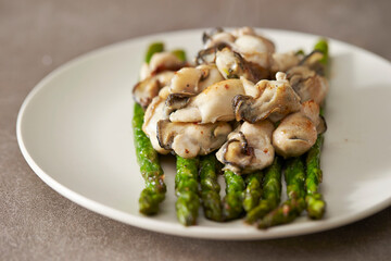 Grilled Asparagus and Oysters