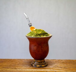 The most perfect, original and best yerba mate chimarrão in the world. With dehydrated orange peel...