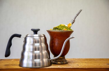 The most perfect, original and best yerba mate chimarrão in the world. With dehydrated orange peel and a classic ambiance.