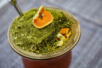 The most perfect, original and best yerba mate chimarrão in the world. With dehydrated orange peel and a classic ambiance.