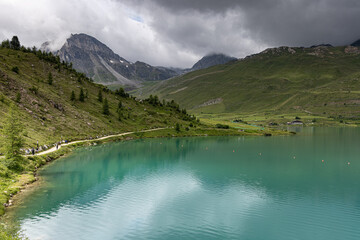 Lac de Tignes (Savoie - France - Alpes)