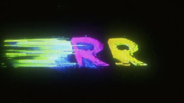 4K Glitch &ldquo;RR&rdquo; letter animation with RGB pixel smear, CRT scanlines and analog distortion overlay pack, screen mode, motion graphics glitch transition toolkit