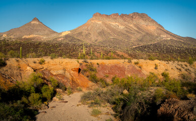 Monteuma Head & Face Mountain: Arizona’s Painted Geology