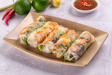 Vietnamese spring roll with prawn