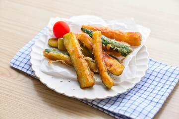ズッキーニの揚げ焼き