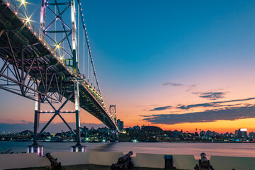 turismo na ponte vista do forte no pôr do sol em Florianopolis Florianópolis Santa Catarina ...
