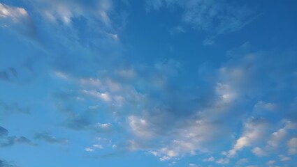 Fototapeta premium Download beautiful blue sky with clouds background image for website and graphic design