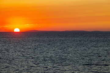 Arcipelago delle isole Tremiti al tramonto visto dal litorale di Rodi Garganico (Puglia , Italia)