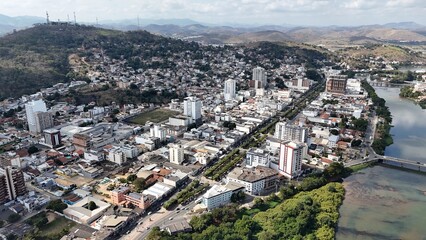 Itaperuna-RJ; Itaperuna; Interior RJ; BR 356; Av. Cardoso Moreira; Rio Muriaé; Centro de Itaperuna; Ponte Itaperuna RJ; Drone Itaperuna RJ; Concha acústica Itaperuna RJ.