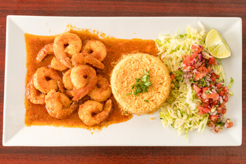 Garlic shrimp with yellow rice