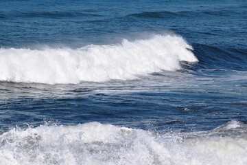 日本海の荒波 山形県庄内海岸