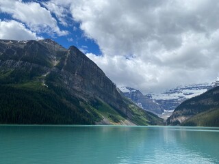 Obraz premium lake louise banff national park